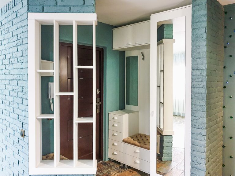 Smart Small Space Storage Ideas That Actually Work